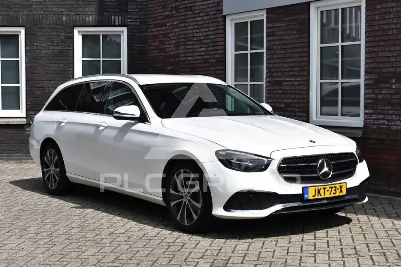 2022 Mercedes Benz E 300