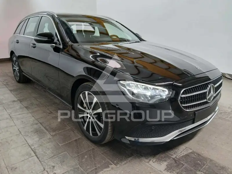 2022 Mercedes Benz E 300