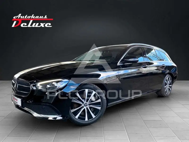 2022 Mercedes Benz E 300