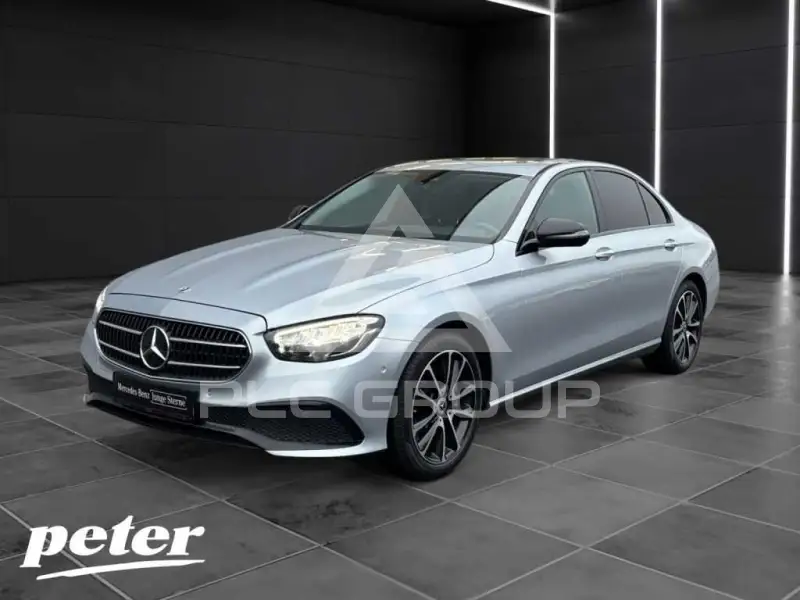 2022 Mercedes Benz E 300