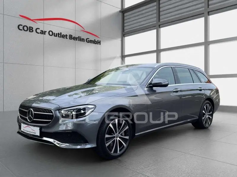 2022 Mercedes Benz E 300