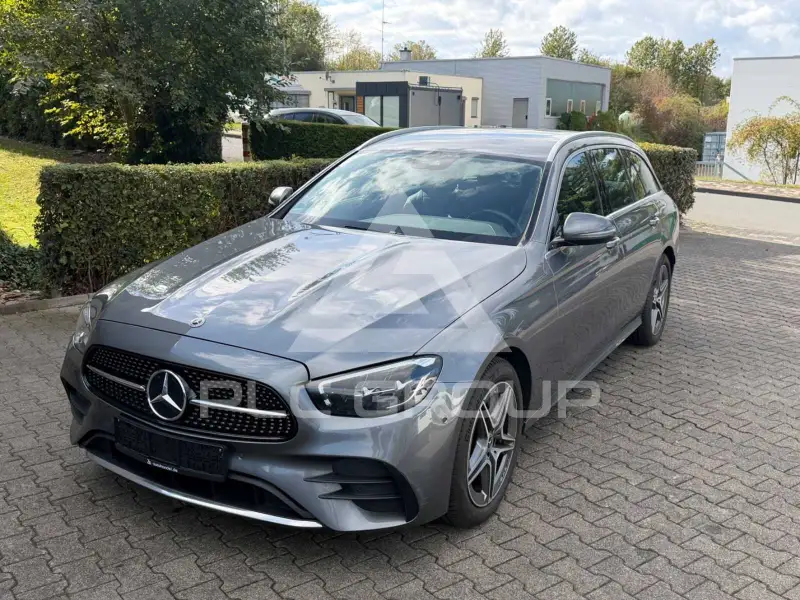 2022 Mercedes Benz E 300
