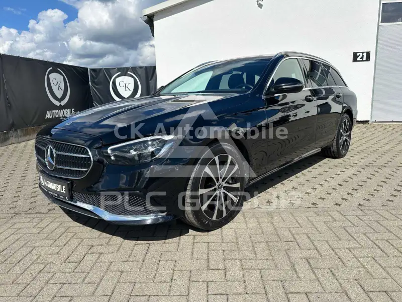2022 Mercedes Benz E 300