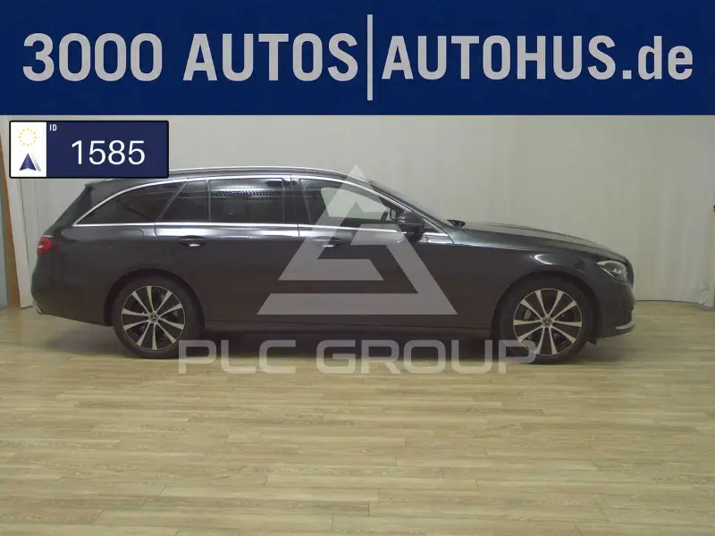 2022 Mercedes Benz E 300