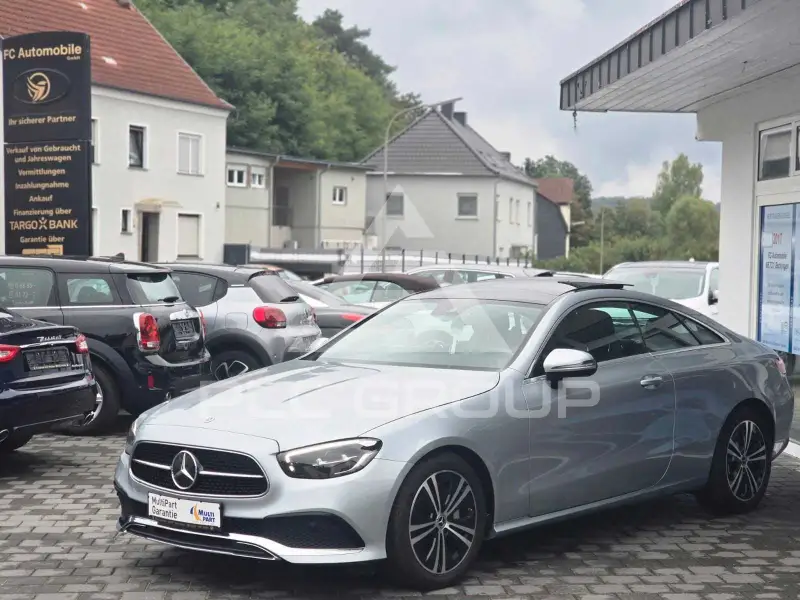 2022 Mercedes Benz E 300
