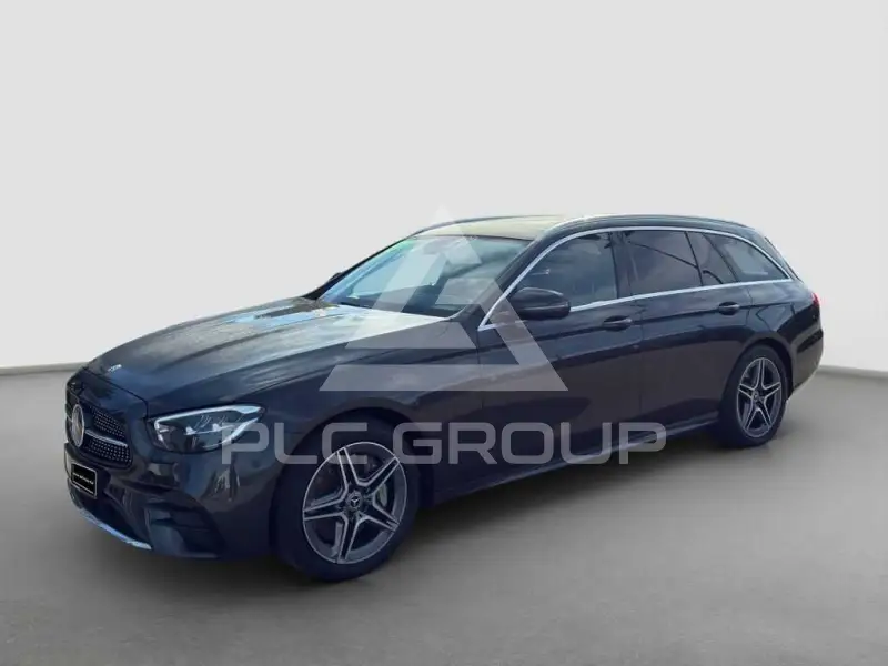 2022 Mercedes Benz E 300