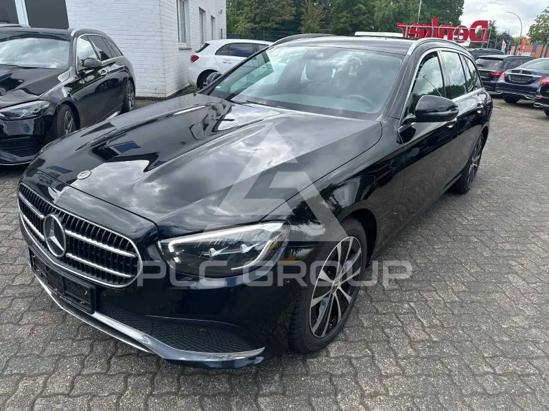 2022 Mercedes Benz E 300