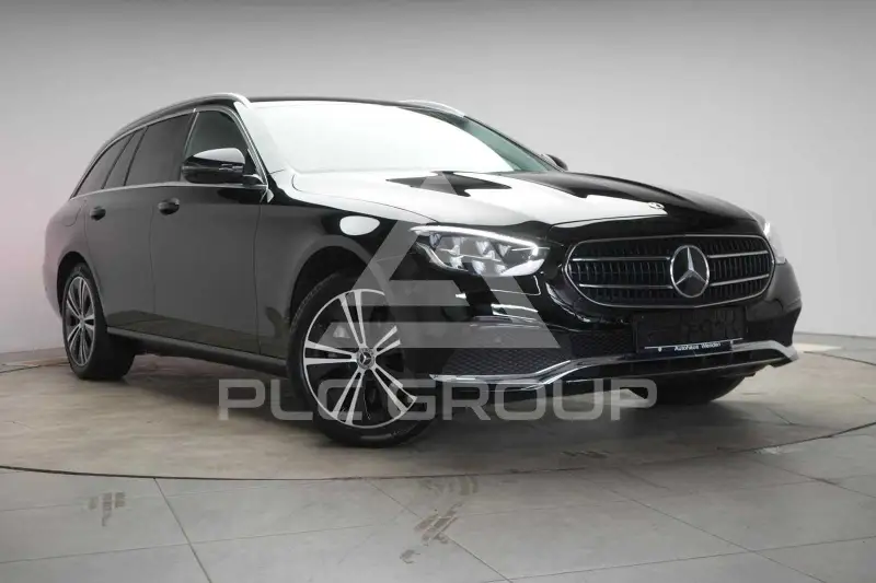 2022 Mercedes Benz E 300