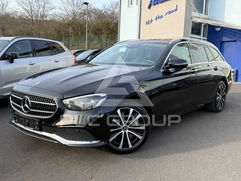 2022 Mercedes Benz E 300