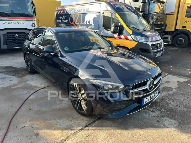 2022 Mercedes Benz C 220