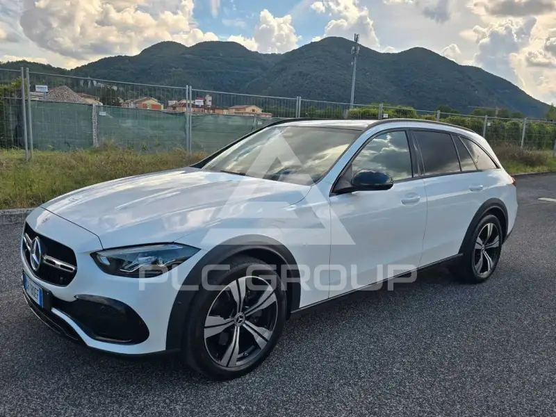 2022 Mercedes Benz C 220