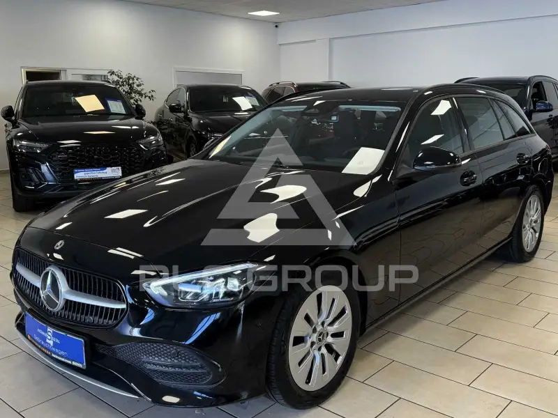 2022 Mercedes Benz C 220