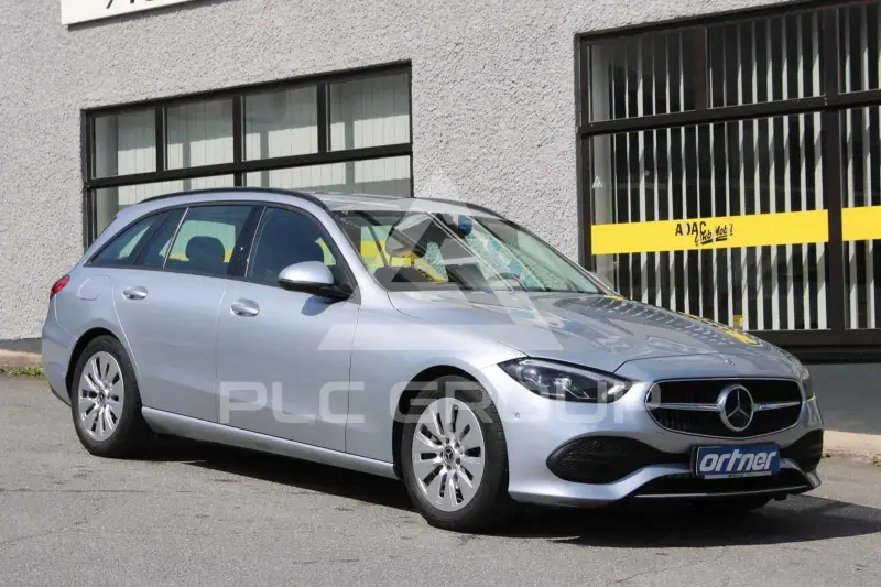 2022 Mercedes Benz C 220