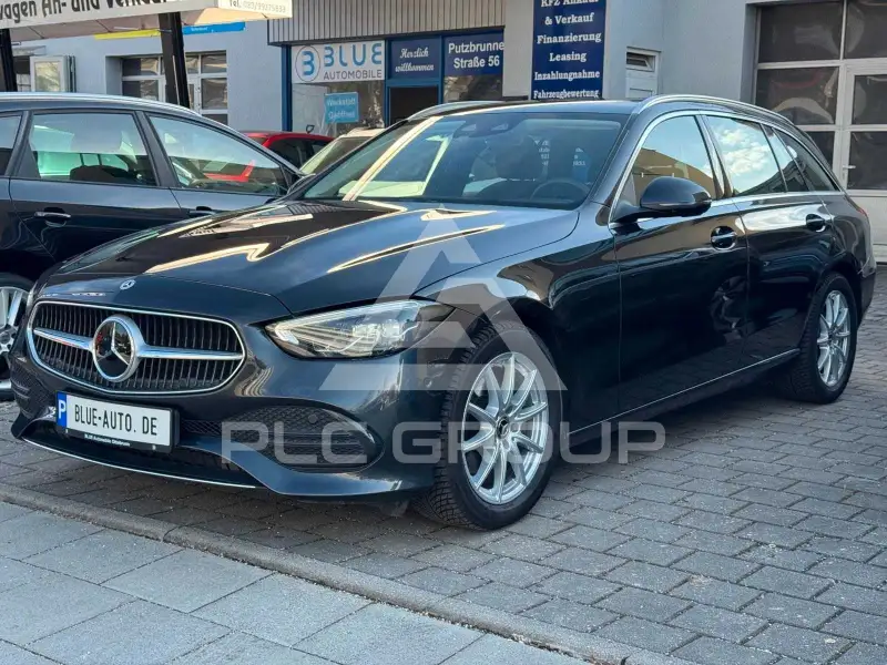 2022 Mercedes Benz C 220