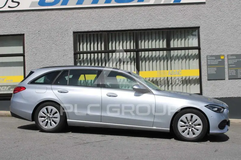 2022 Mercedes Benz C 220