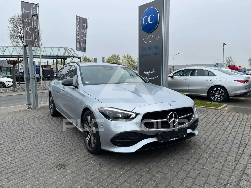 2022 Mercedes Benz C 220