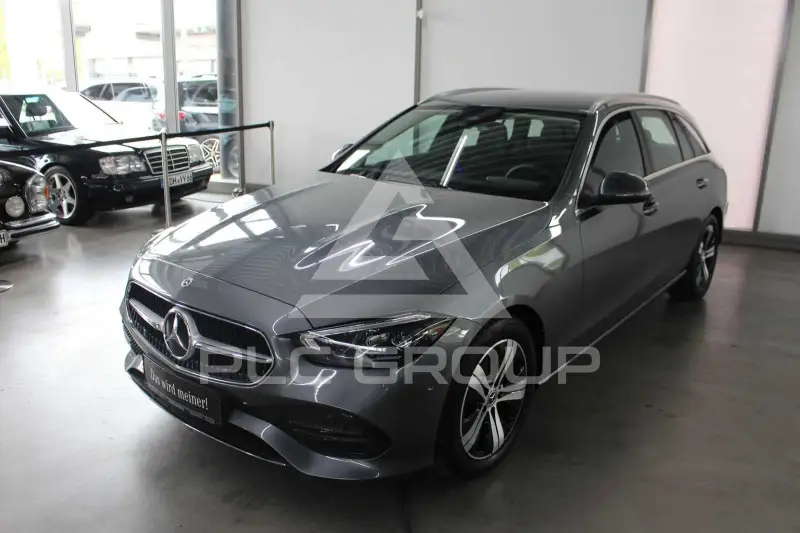 2022 Mercedes Benz C 220