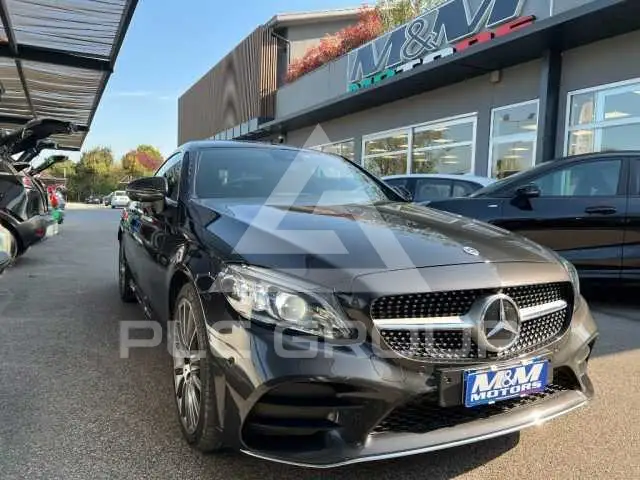 2022 Mercedes Benz C 220