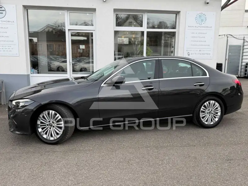 2022 Mercedes Benz C 220
