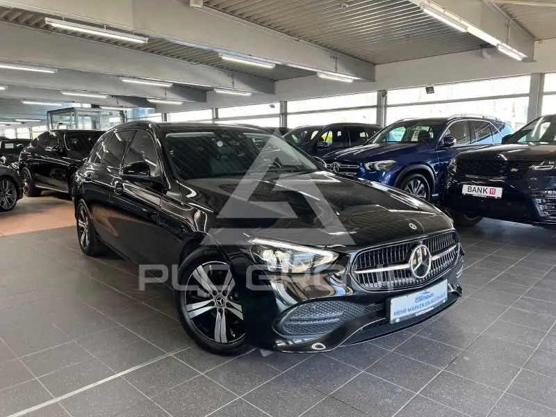 2022 Mercedes Benz C 220