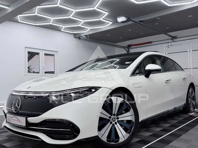 2022 Mercedes Benz Eqs