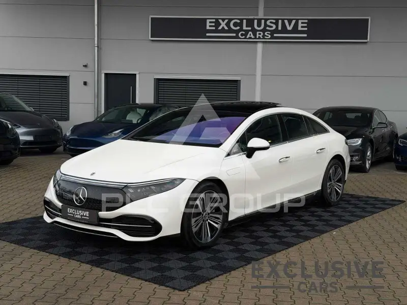 2022 Mercedes Benz Eqs