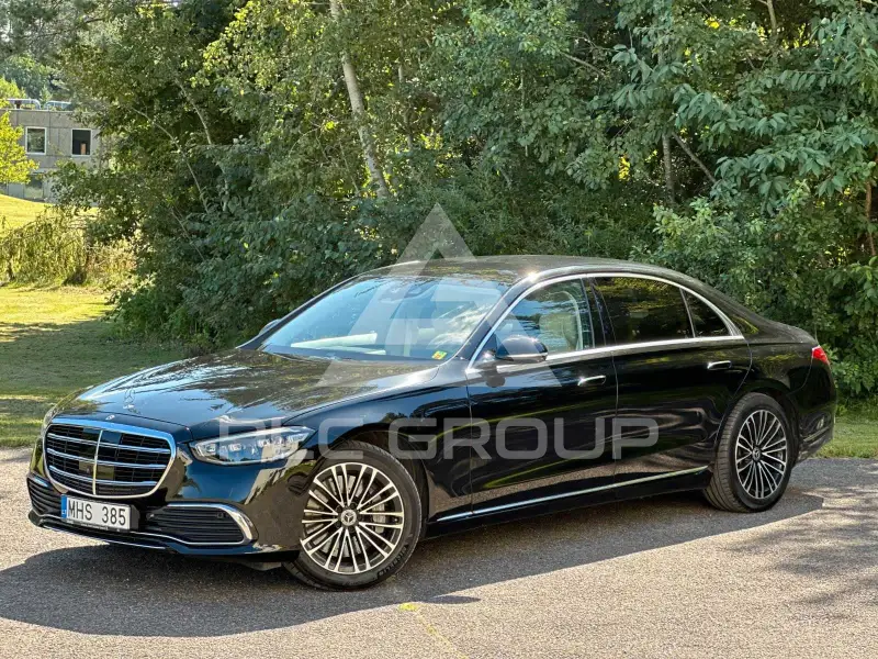 2022 Mercedes Benz S 400
