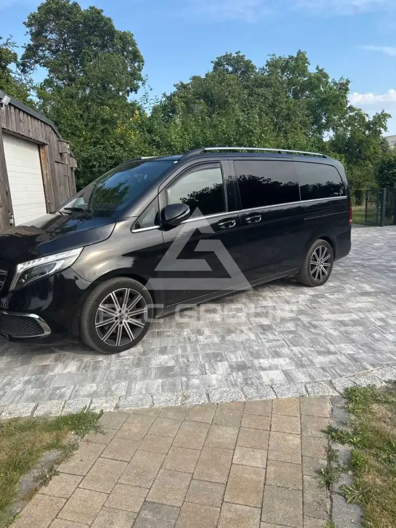 2022 Mercedes Benz V