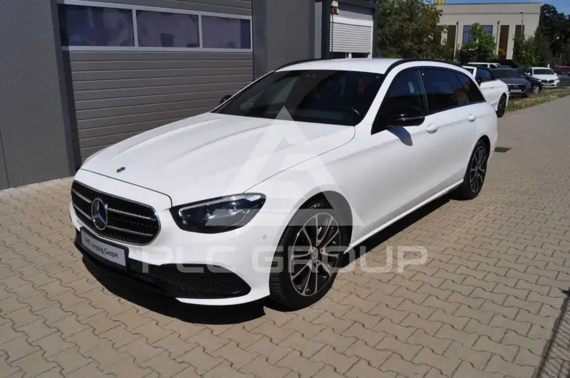 2022 Mercedes Benz E 200