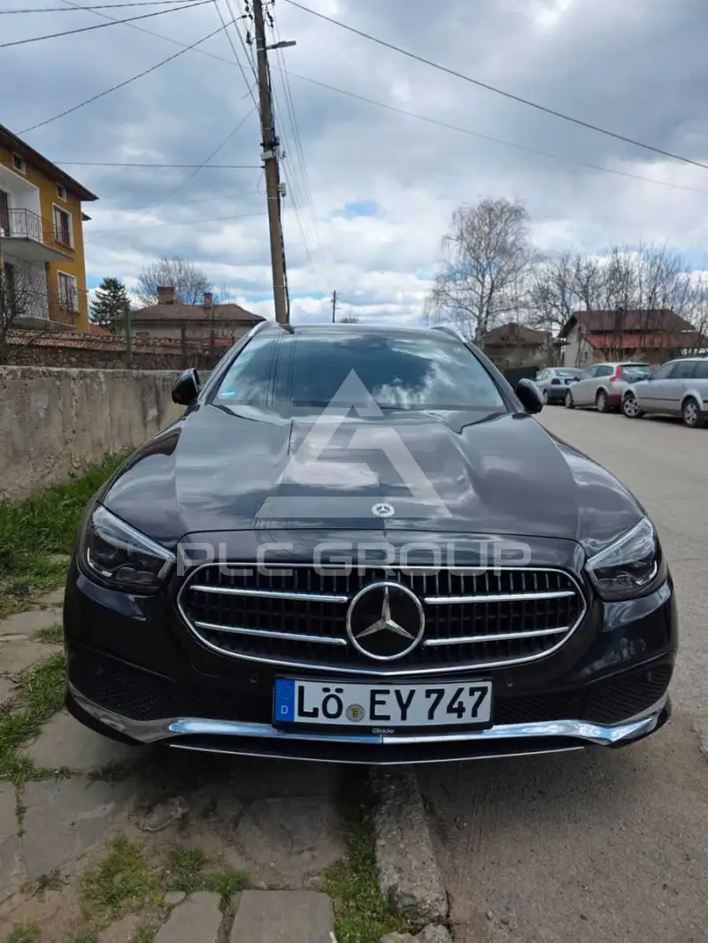 2022 Mercedes Benz E 200