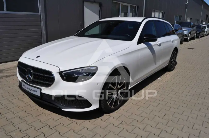 2022 Mercedes Benz E 200