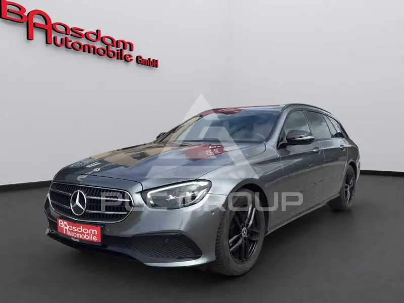 2022 Mercedes Benz E 200