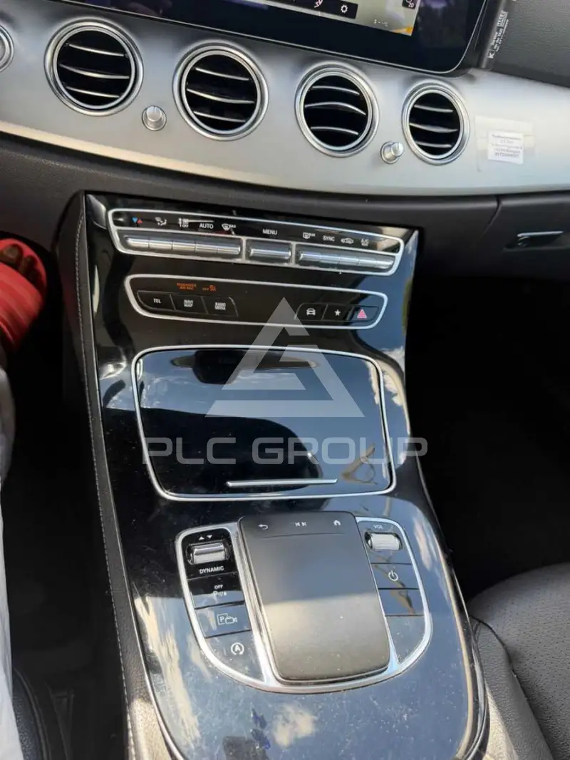 2022 Mercedes Benz E 200