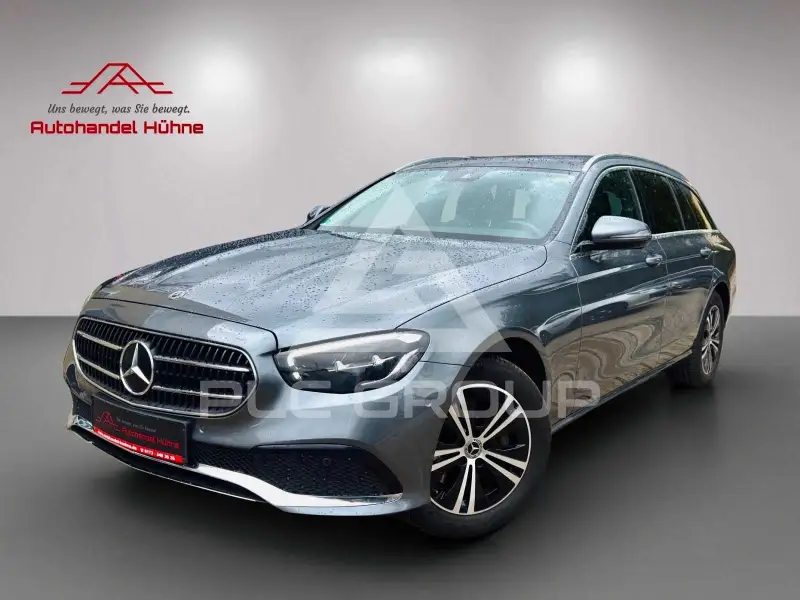2022 Mercedes Benz E 200