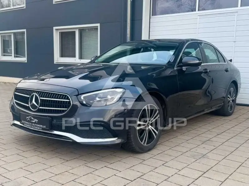 2022 Mercedes Benz E 200