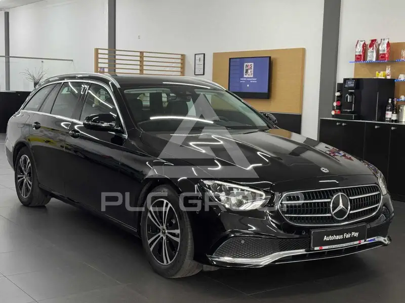 2022 Mercedes Benz E 200