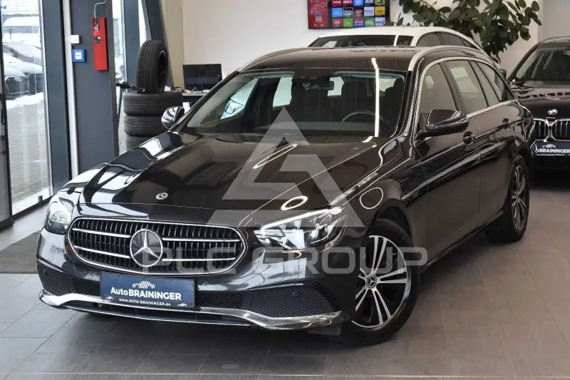 2022 Mercedes Benz E 200