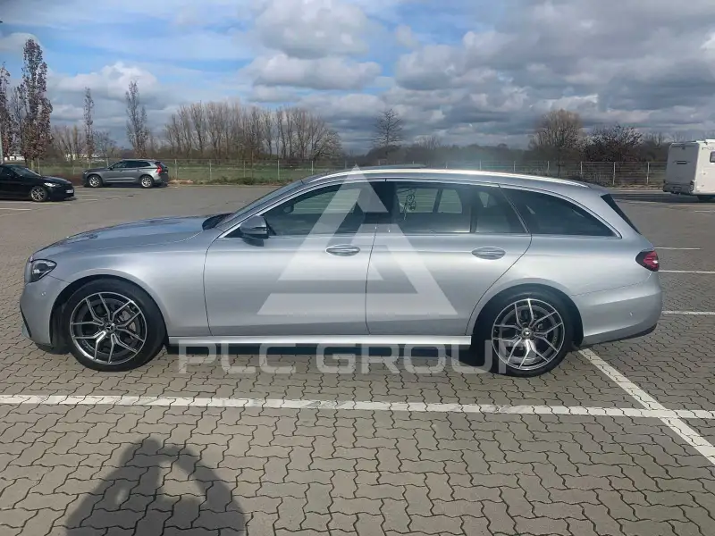 2022 Mercedes Benz E 200
