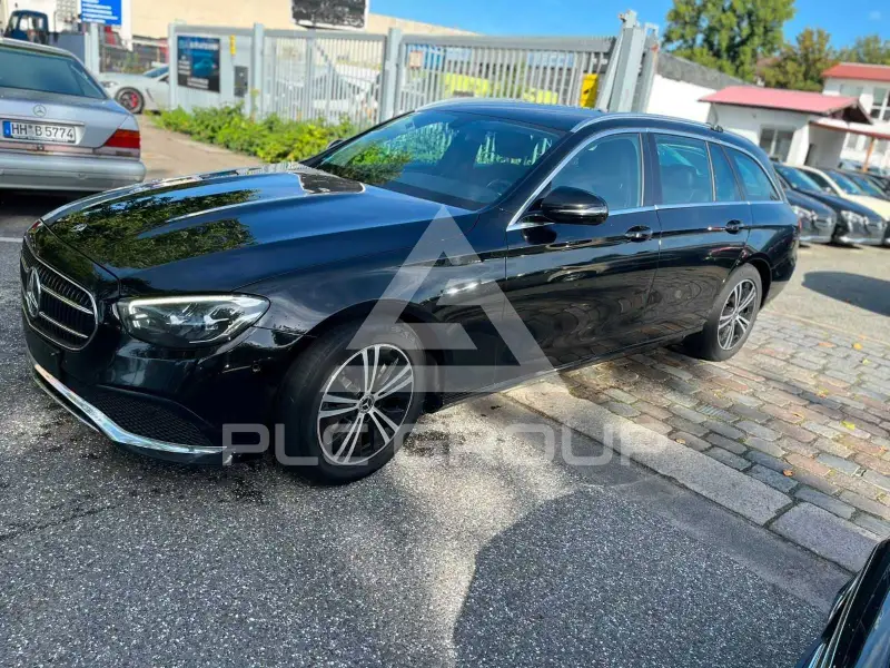 2022 Mercedes Benz E 200