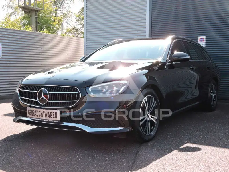 2022 Mercedes Benz E 200