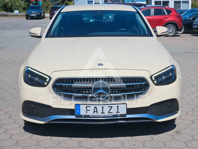 2022 Mercedes Benz E 200