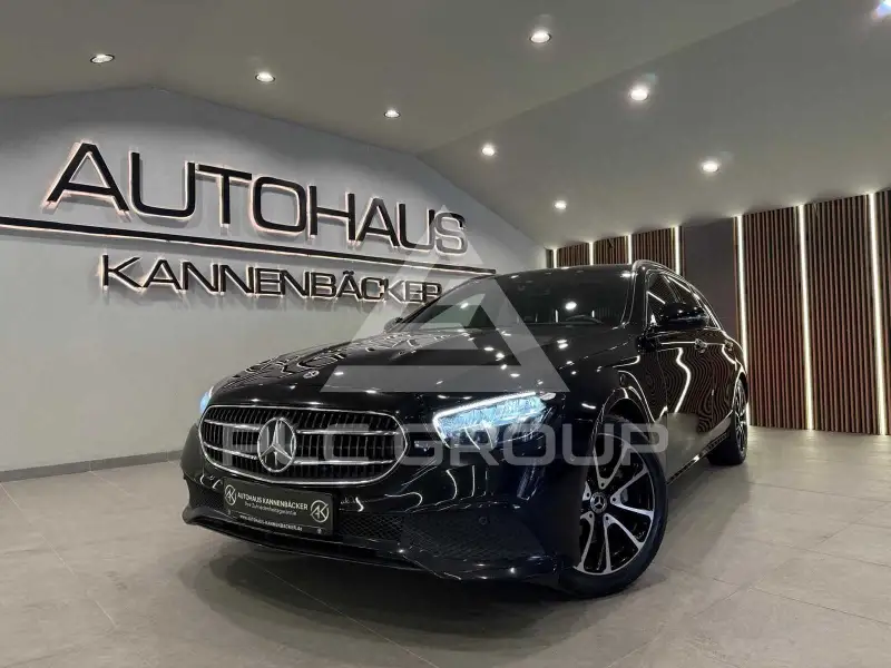 2022 Mercedes Benz E 200