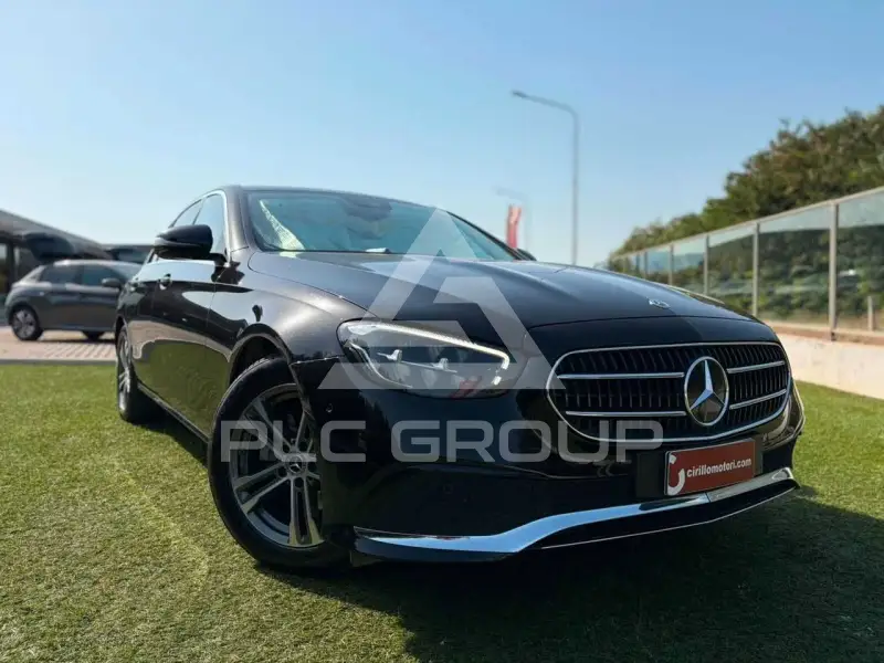 2022 Mercedes Benz E 200