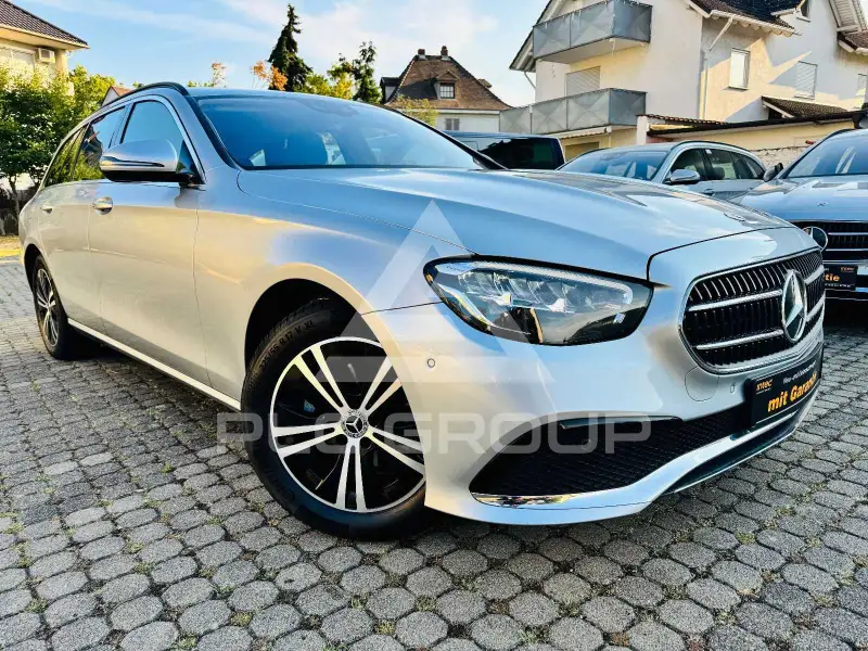 2022 Mercedes Benz E 220