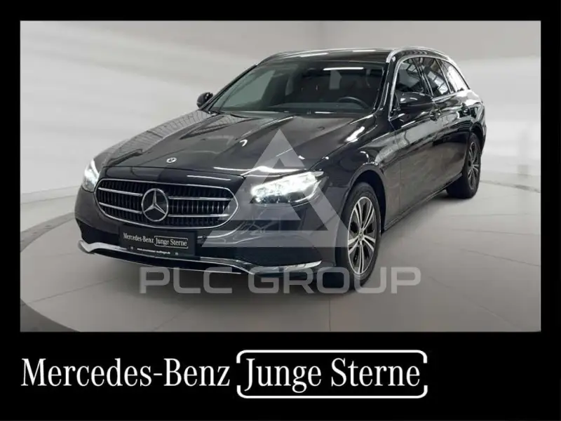 2022 Mercedes Benz E 220