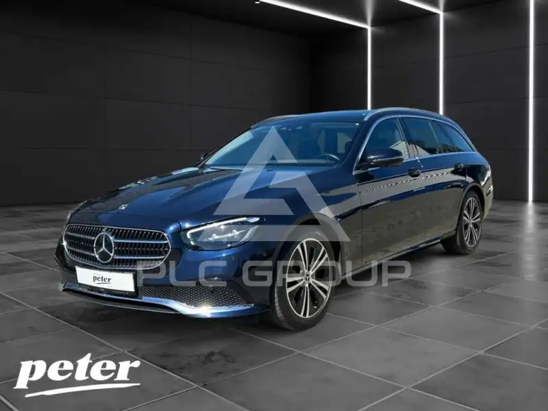 2022 Mercedes Benz E 220