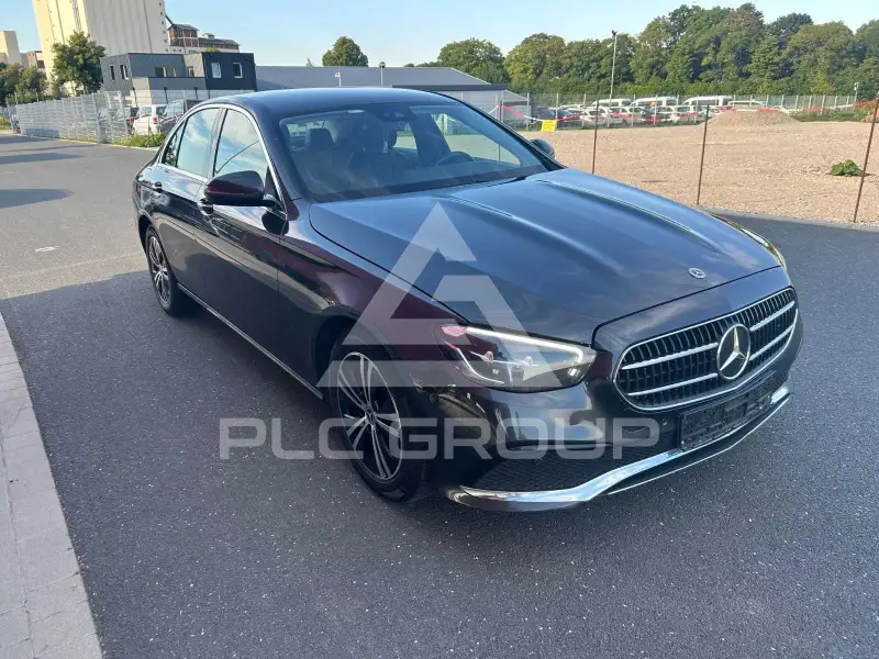 2022 Mercedes Benz E 220