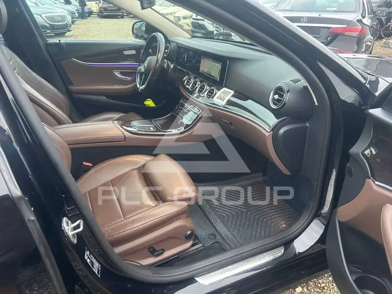 2022 Mercedes Benz E 220