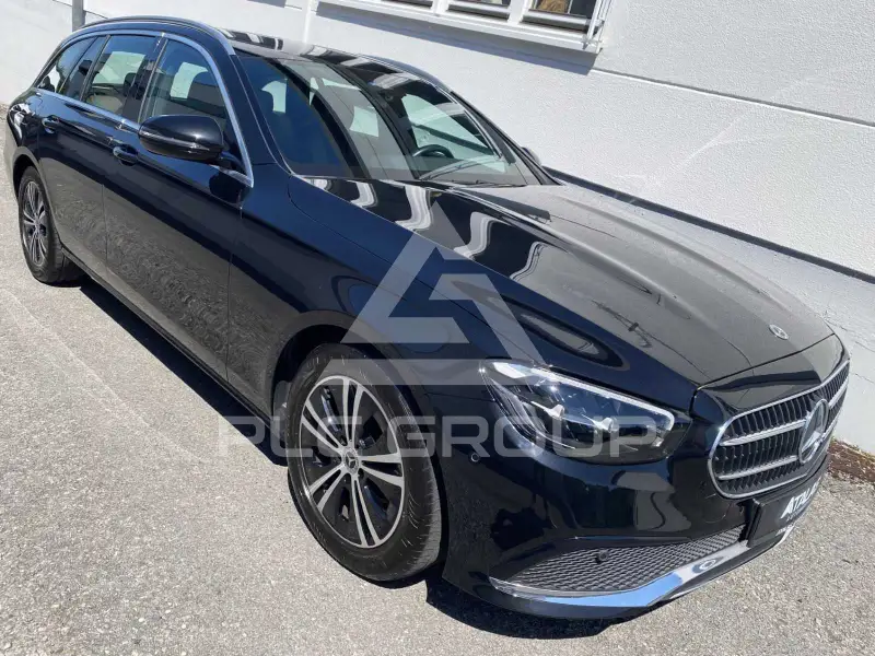 2022 Mercedes Benz E 220