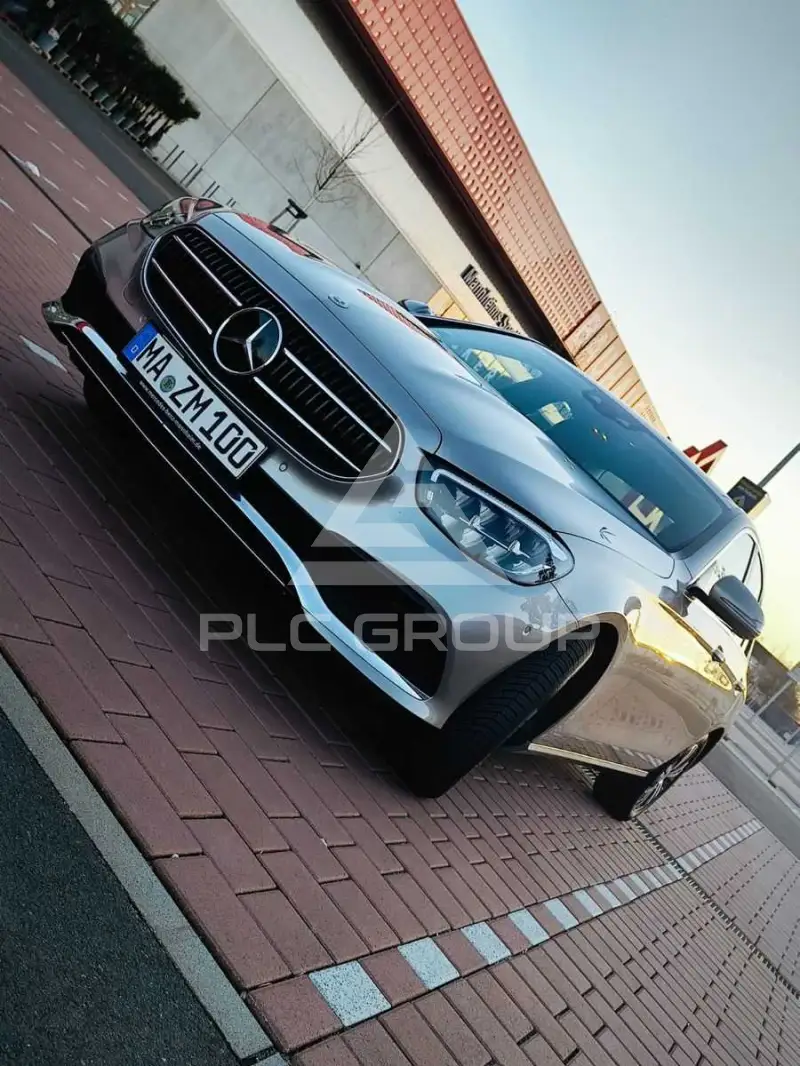 2022 Mercedes Benz E 220